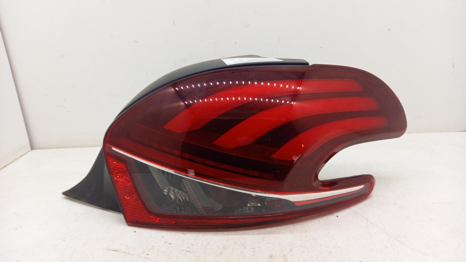 Fanale posteriore principale destro (luci) PEUGEOT 208 1 PHASE 2 Gasolina - 1