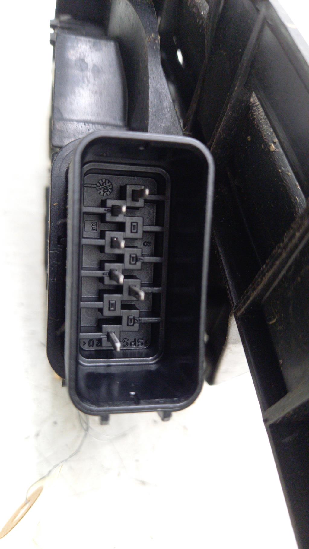 Serrure arriere gauche FORD FOCUS 2 PHASE 1 Essence - 1