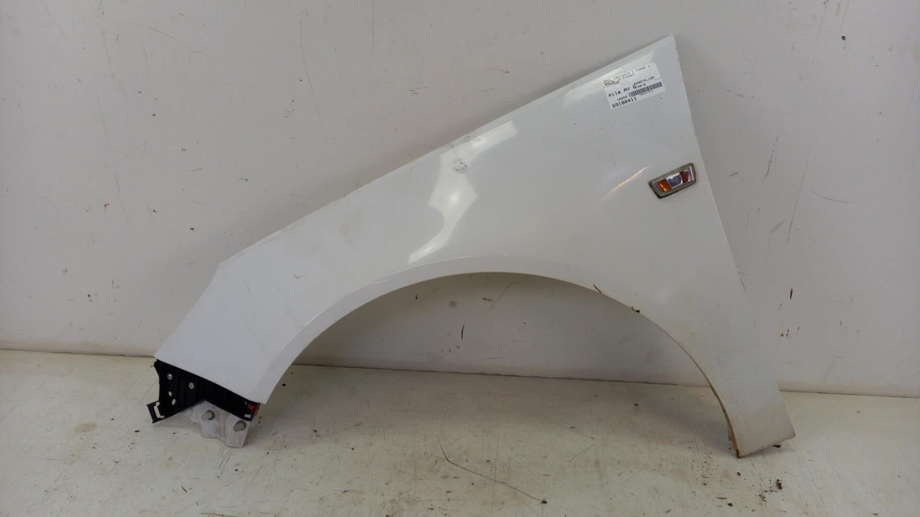 Parafango anteriore sinistro OPEL INSIGNIA 1 PHASE 1 BREAK Diésel - 1