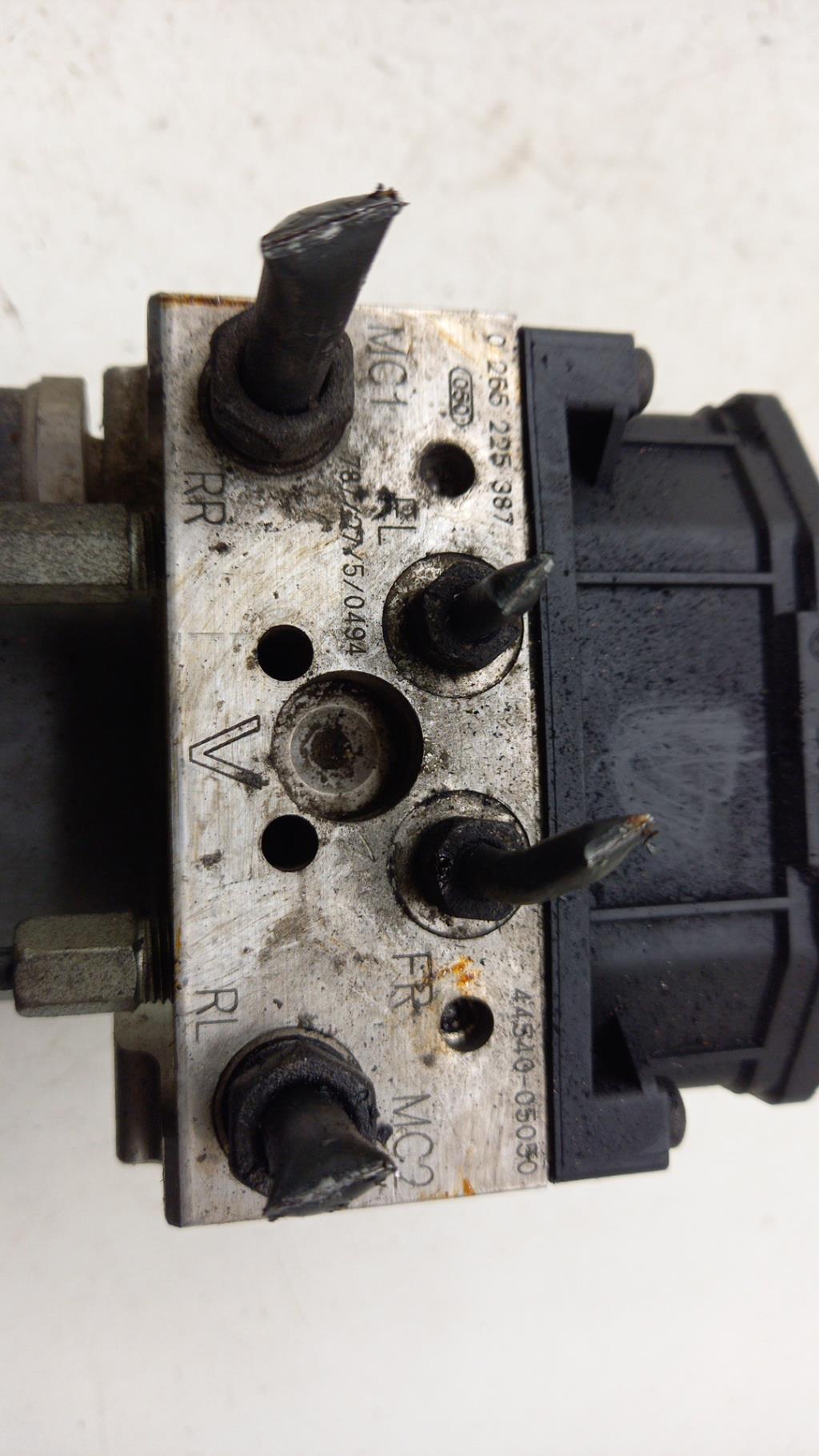 Blocco ABS (antibloccaggio freni) TOYOTA AVENSIS 2 PHASE 2 BREAK Diésel - 1