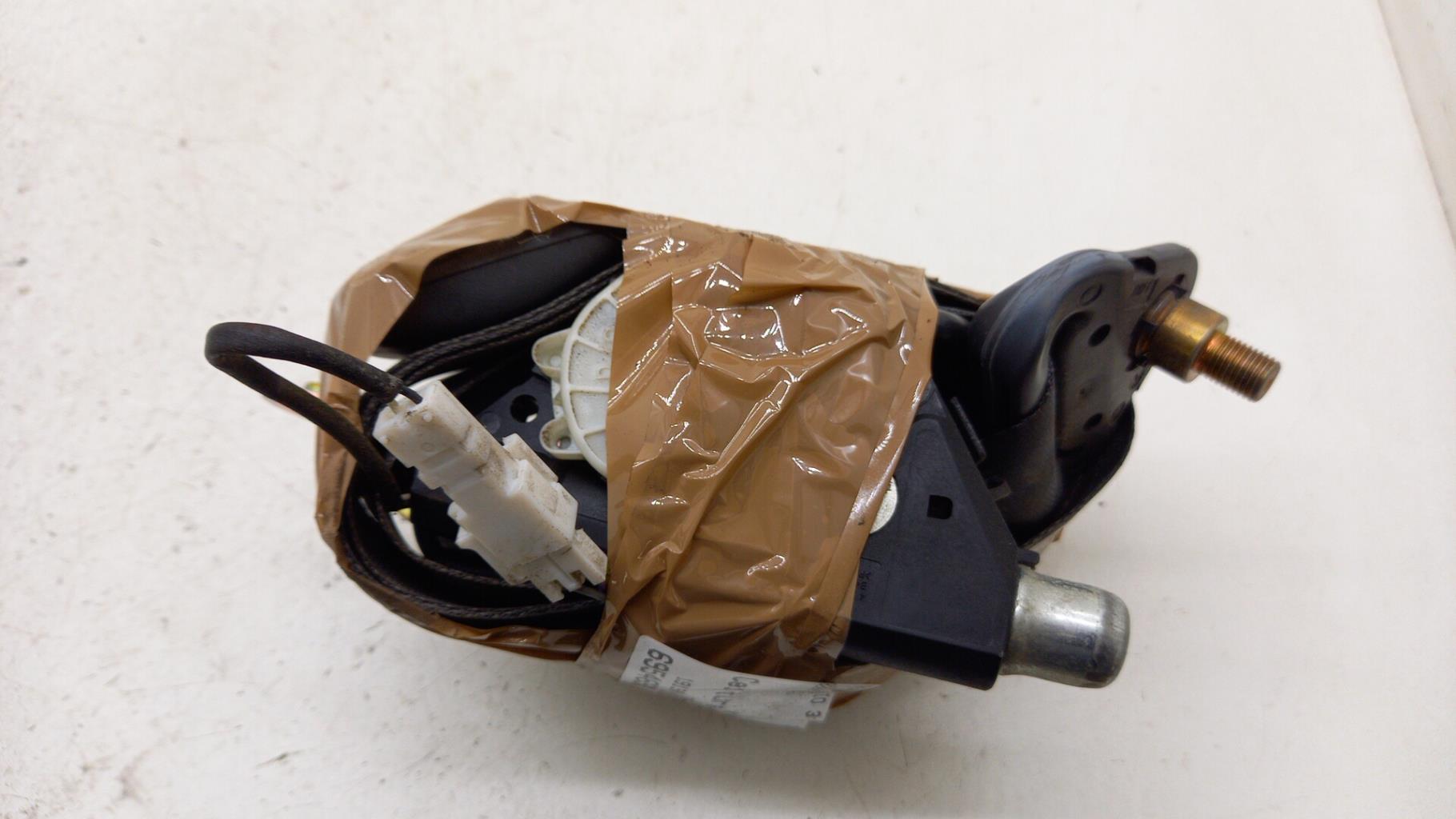 Cintura di sicurezza anteriore destra RENAULT CLIO 3 PHASE 1 Diésel - 1