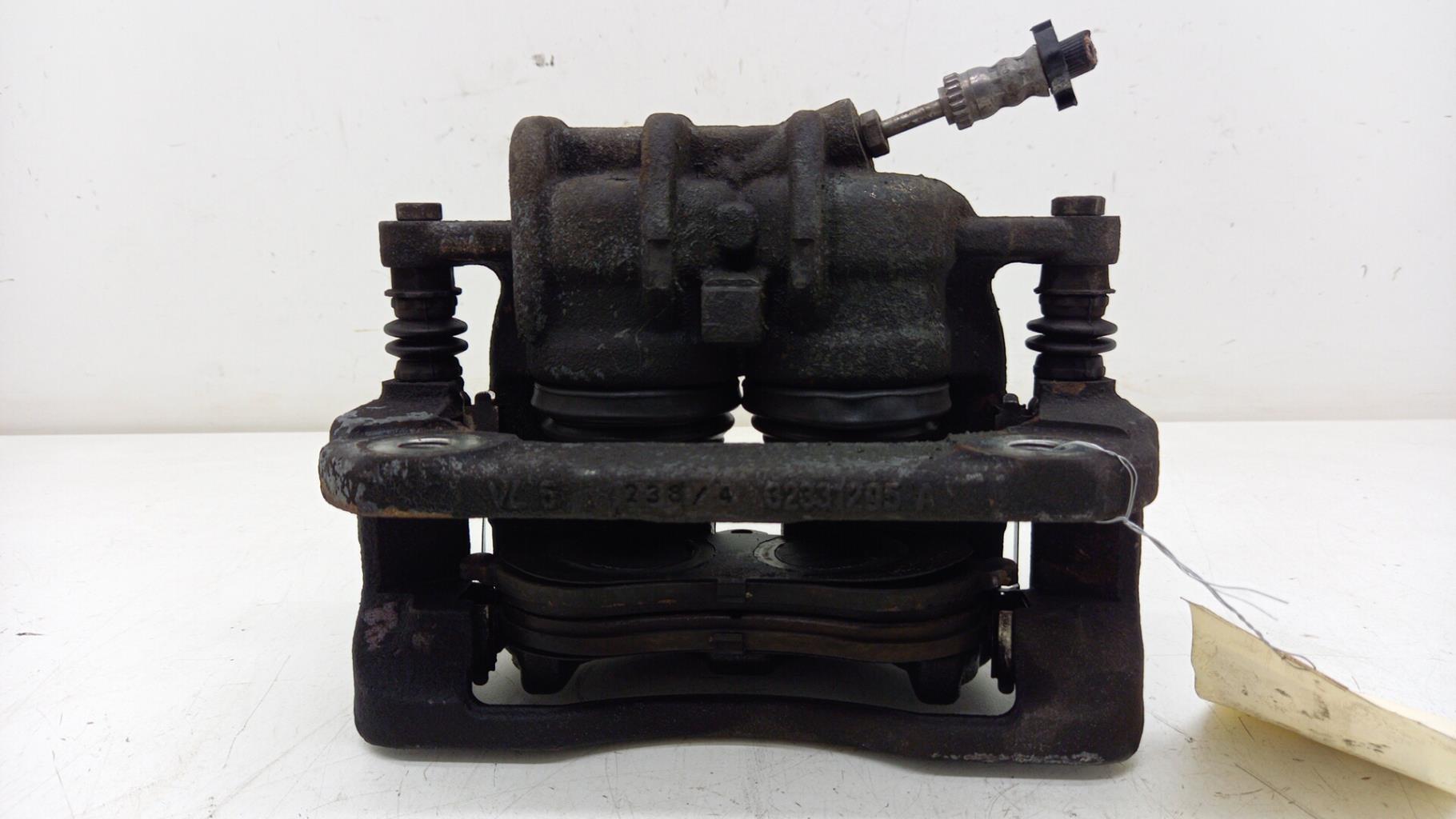 Etrier avant droit (freinage) CITROEN JUMPY 2 Diesel - 1