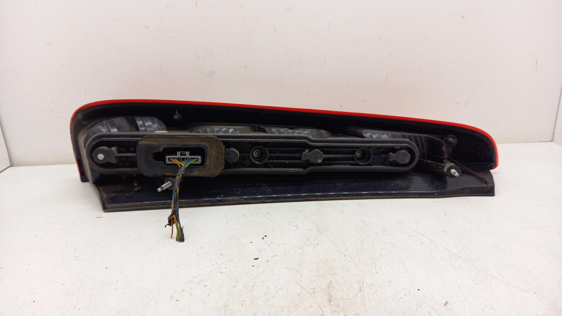 Fanale posteriore principale destro (luci) FORD C-MAX 1 PHASE 1 Diésel - 1