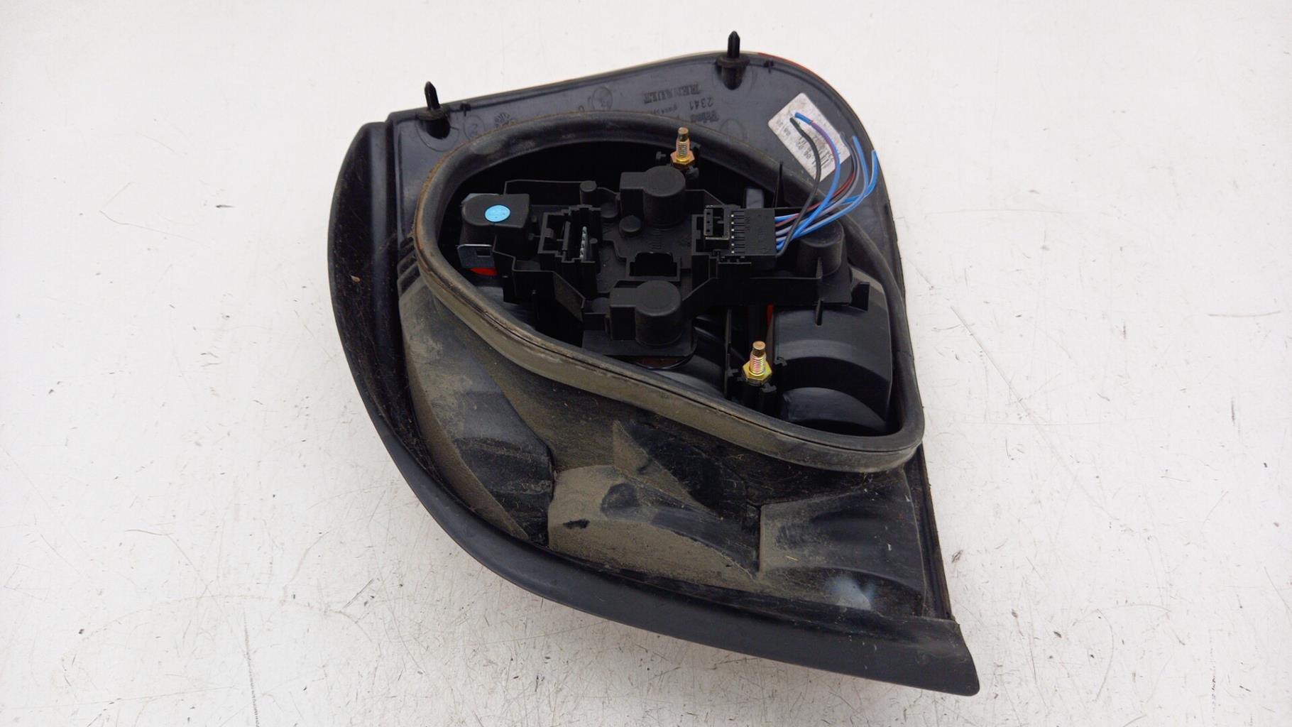Fanale posteriore principale sinistro (luci) RENAULT SCENIC 1 PHASE 2 Gasolina - 1