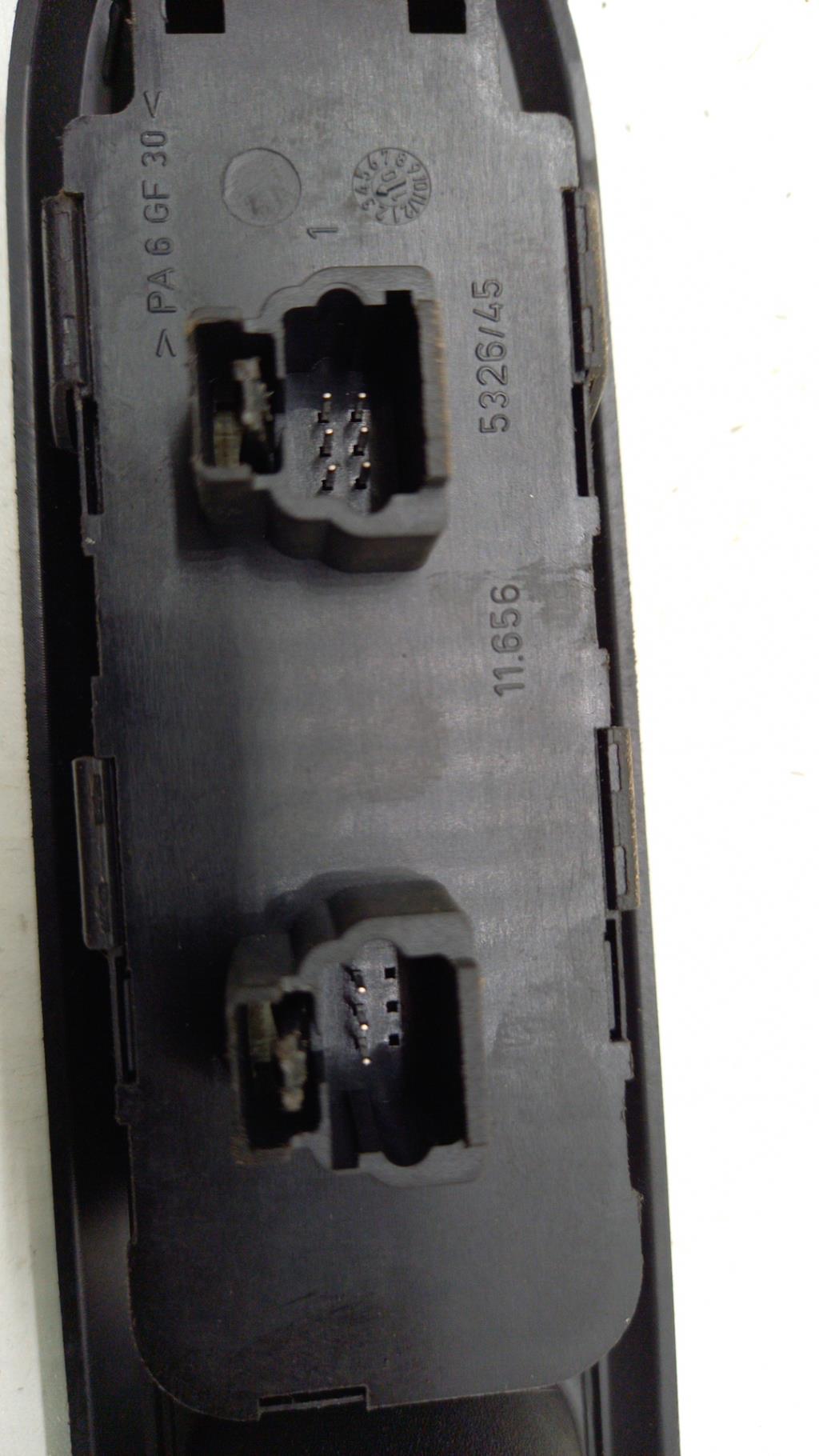 Interruttore lavacristalli anteriore sinistro PEUGEOT 407 PHASE 2 Diésel - 1