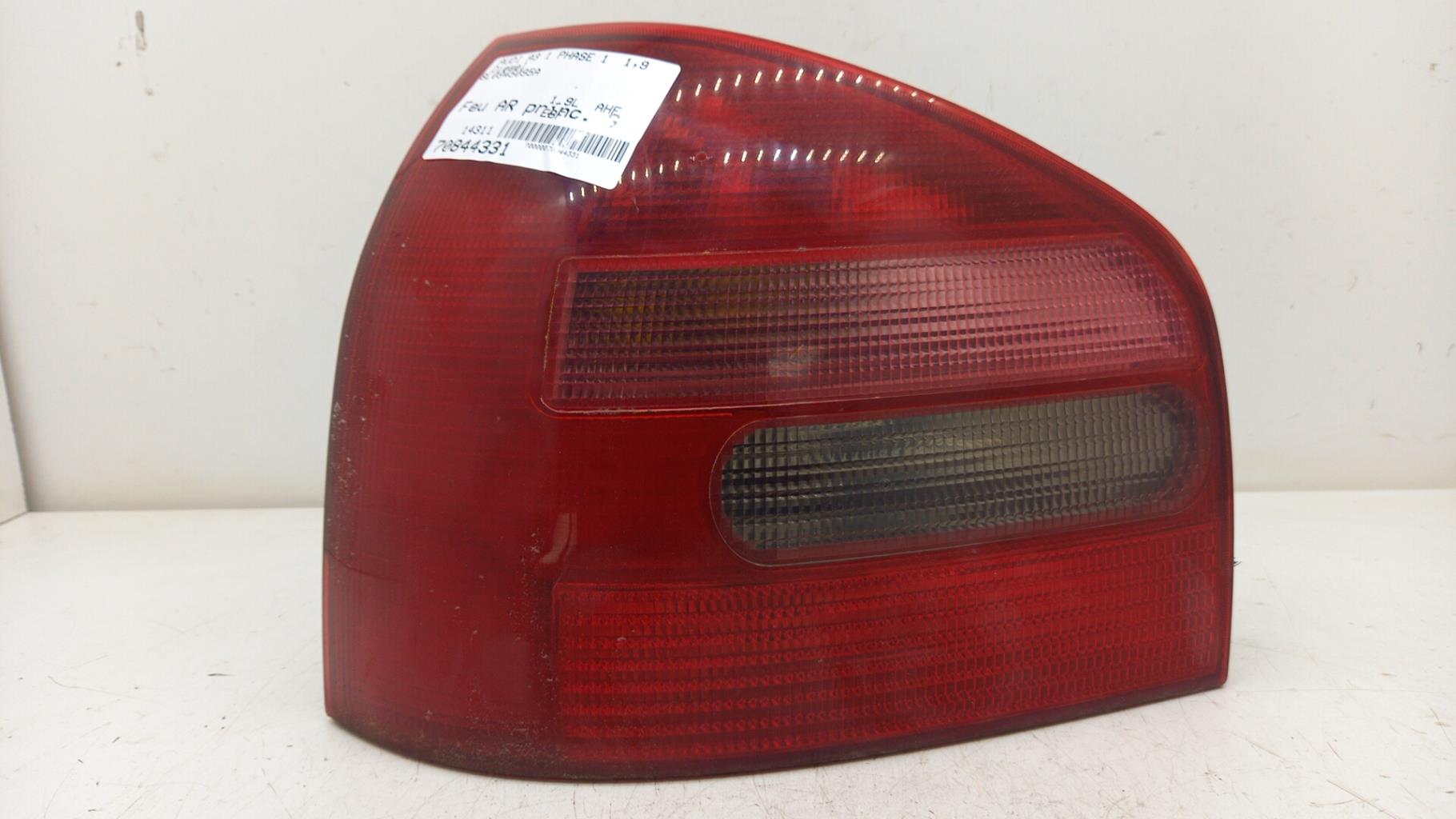 Fanale posteriore principale sinistro (luci) AUDI A3 1 PHASE 1 Diésel - 1