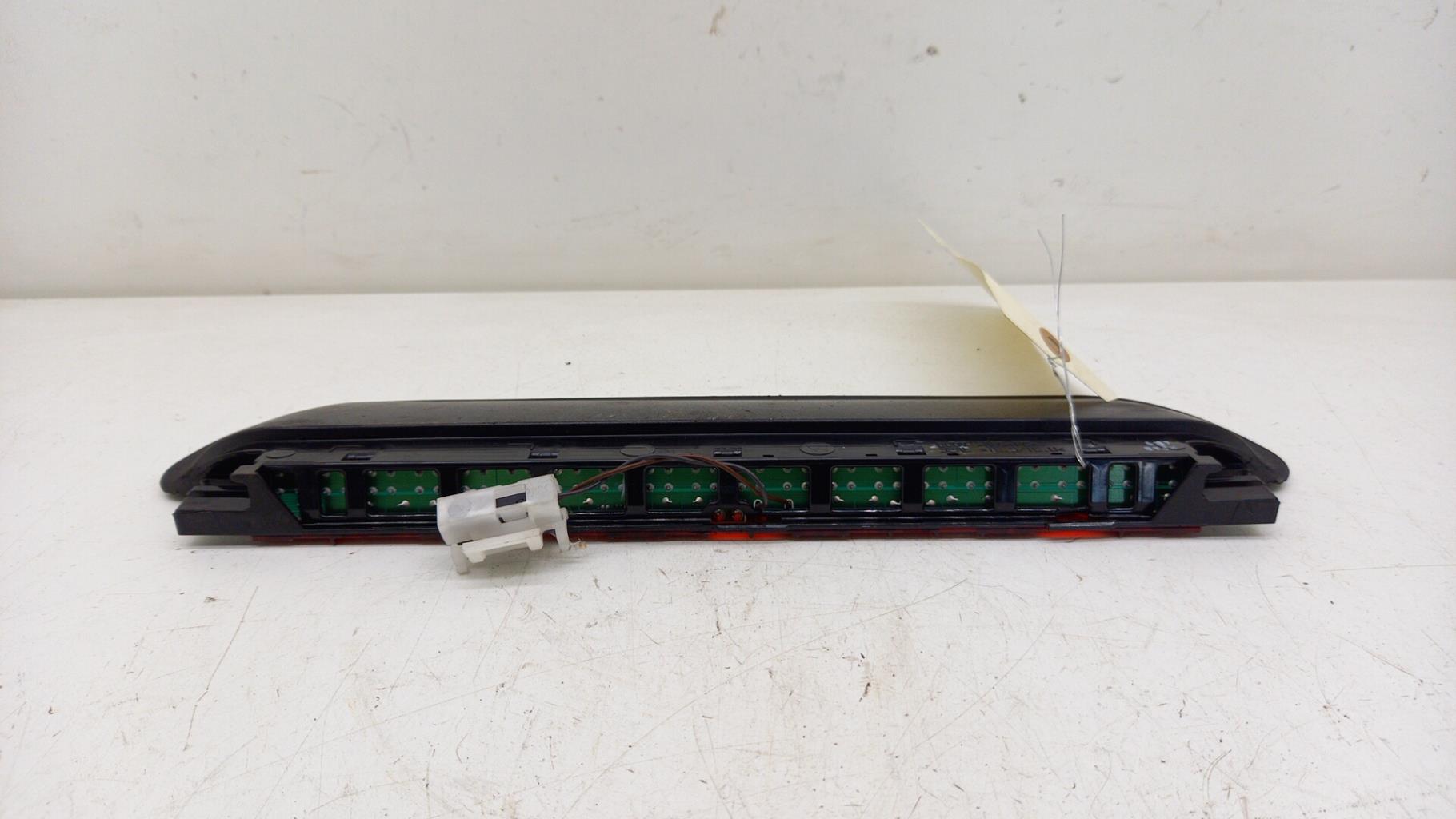 Luce stop centrale BMW SERIE 3 E90 PHASE 2 Diésel - 1