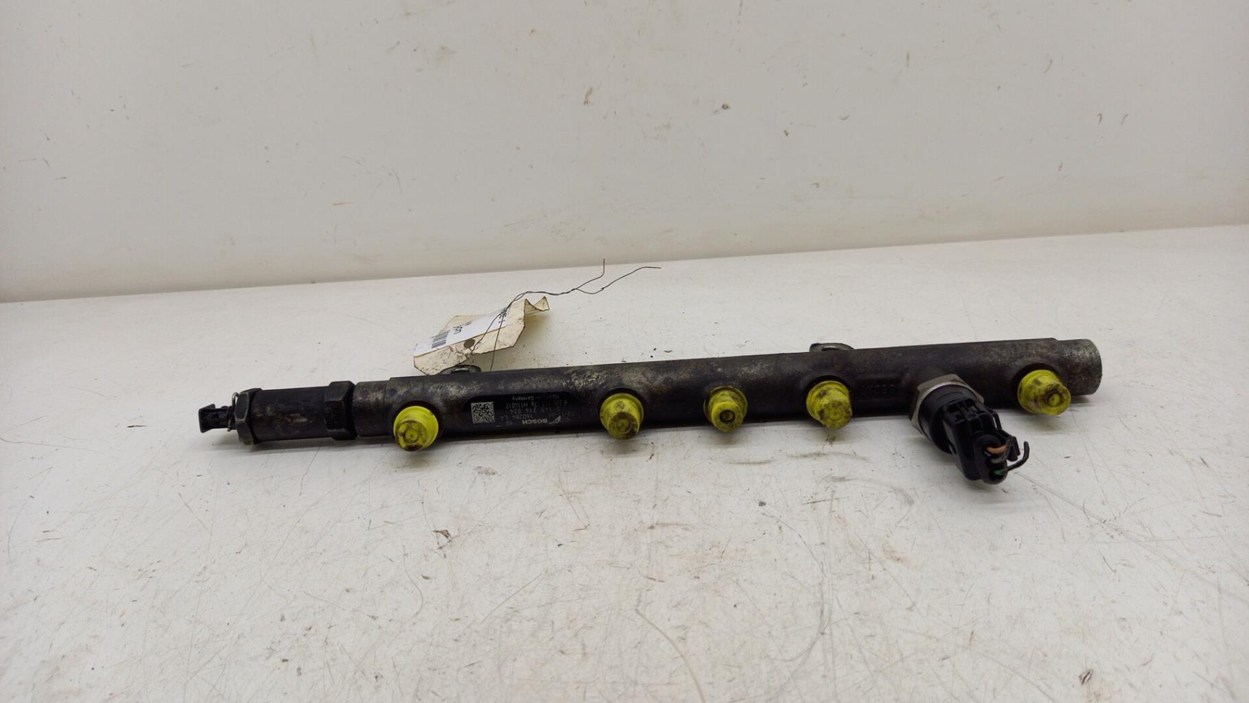Rampe injection RENAULT MEGANE 2 PHASE 1 Diesel - 1
