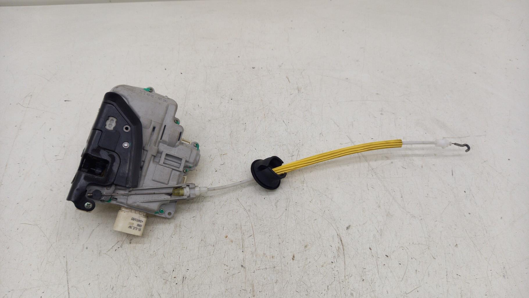Serrure avant gauche AUDI A3 2 SPORTBACK PHASE 1  - 1