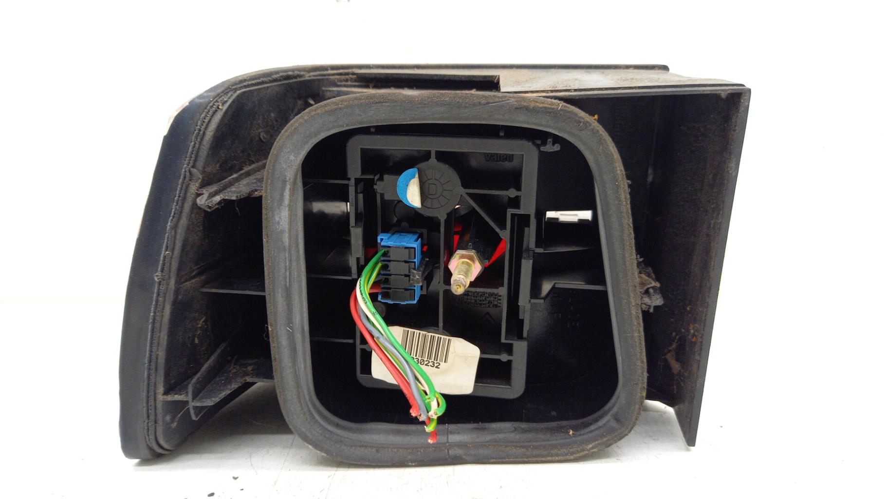 Fanale posteriore principale destro (luci) CITROEN XANTIA PHASE 2 Gasolina - 1