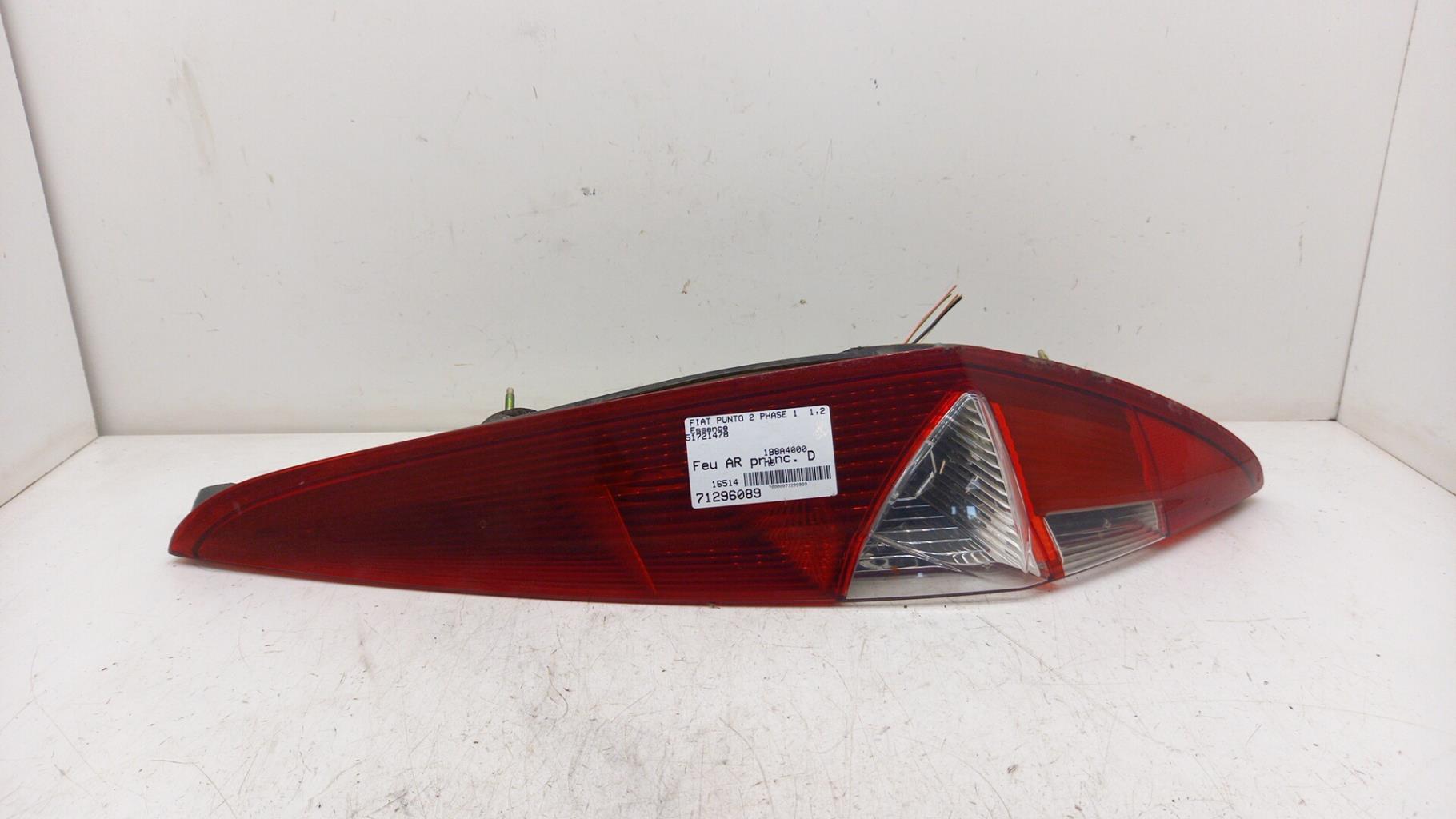 Fanale posteriore principale destro (luci) FIAT PUNTO 2 PHASE 1 Gasolina - 1
