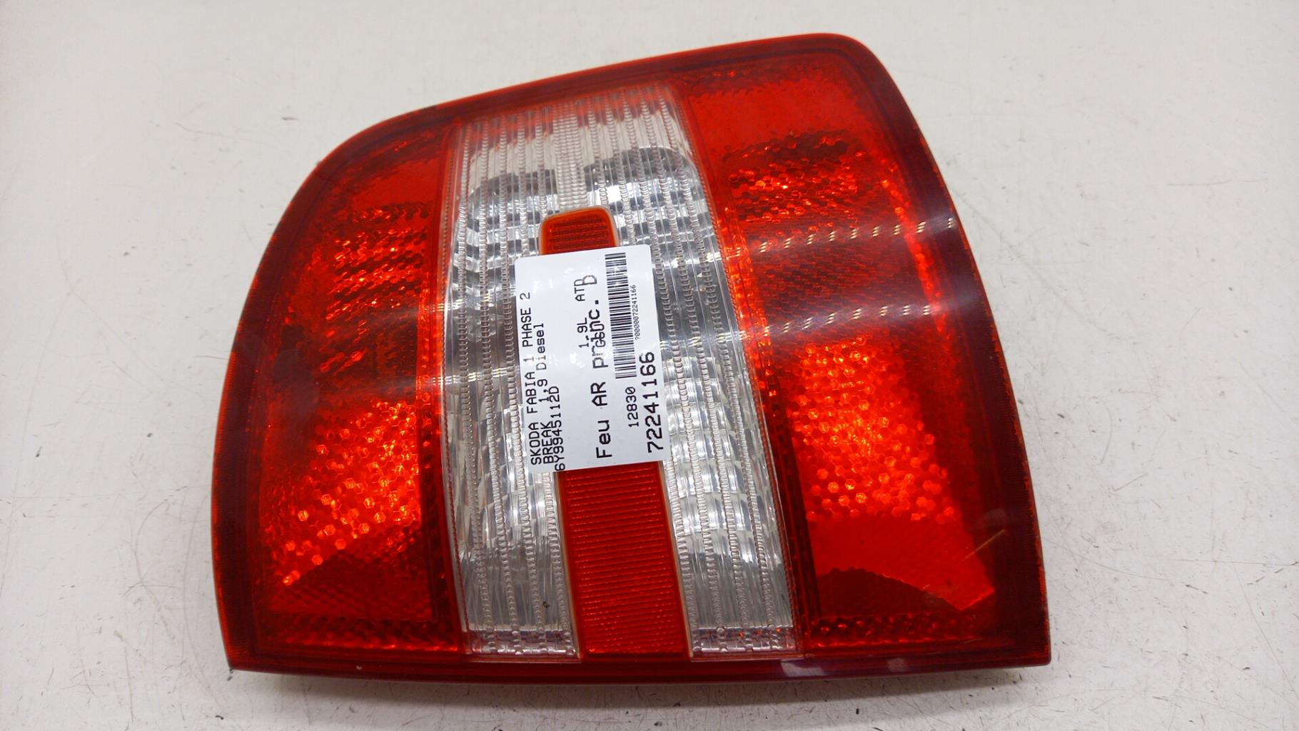 Fanale posteriore principale destro (luci) SKODA FABIA 1 PHASE 2 BREAK Diésel - 1