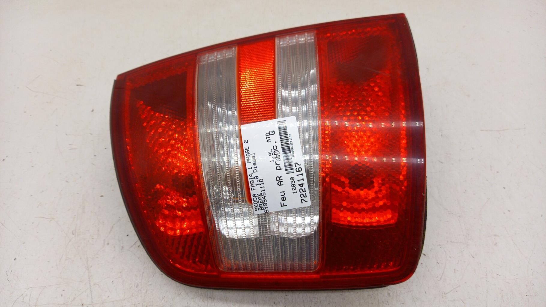 Fanale posteriore principale sinistro (luci) SKODA FABIA 1 PHASE 2 BREAK Diésel - 1