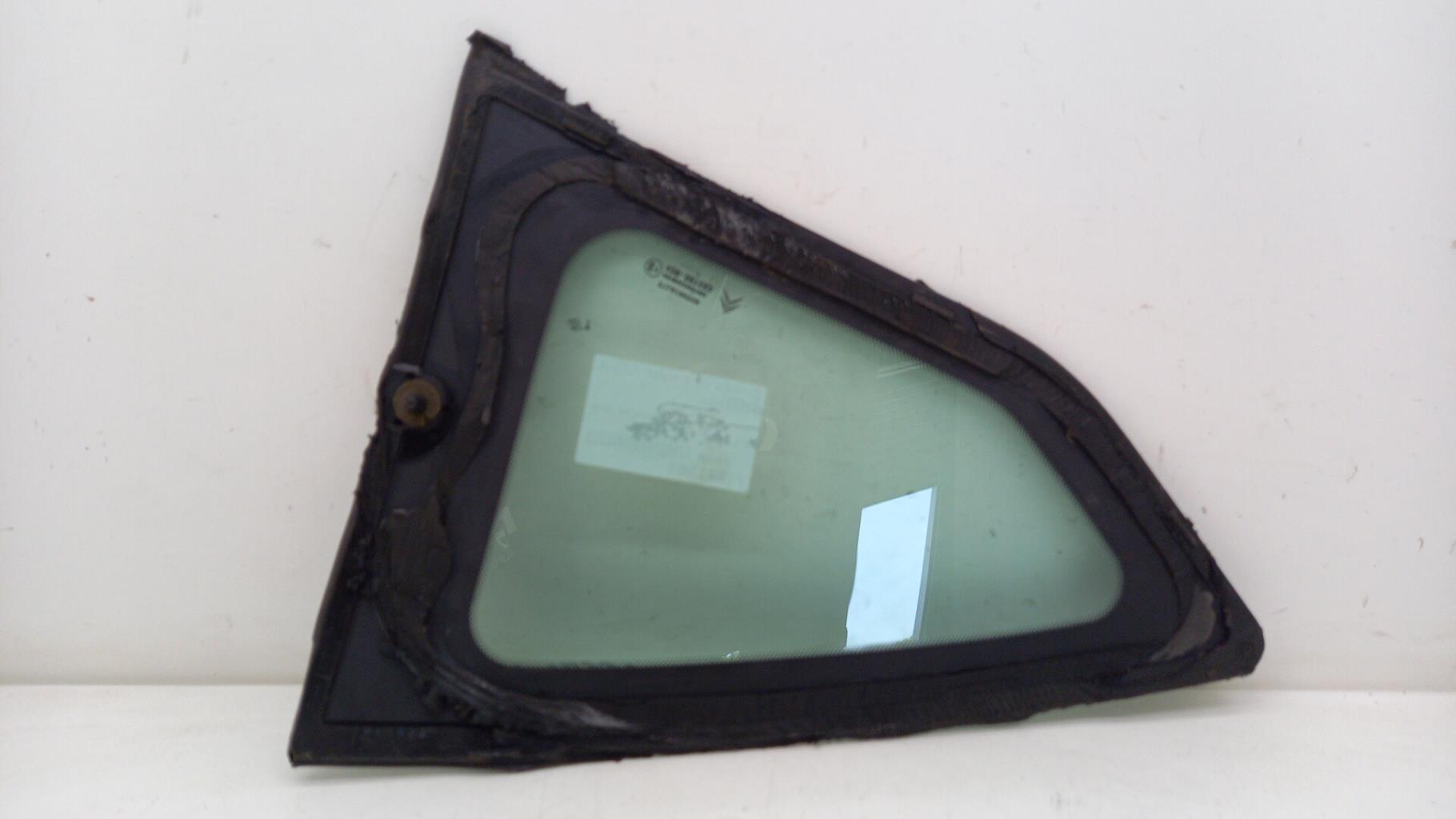 Vetro posteriore sinistro CITROEN C4 1 PHASE 1 Diésel - 1