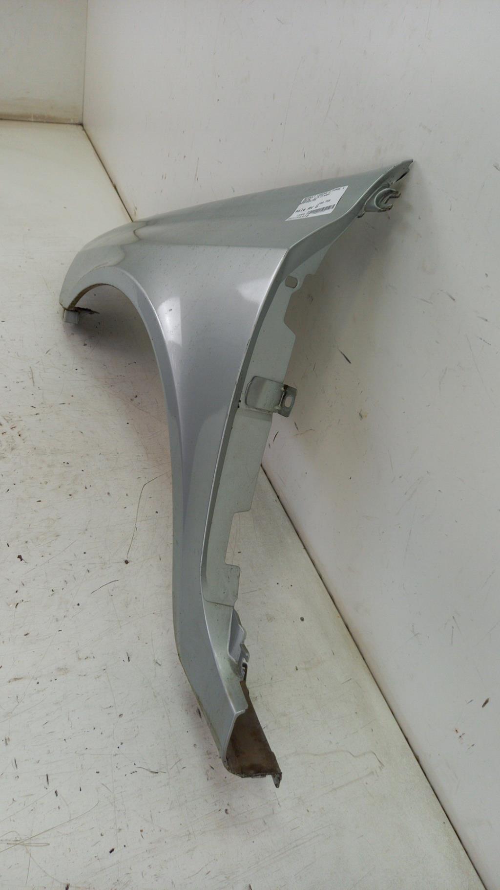 Parafango anteriore sinistro RENAULT LAGUNA 2 PHASE 1 BREAK Diésel - 1
