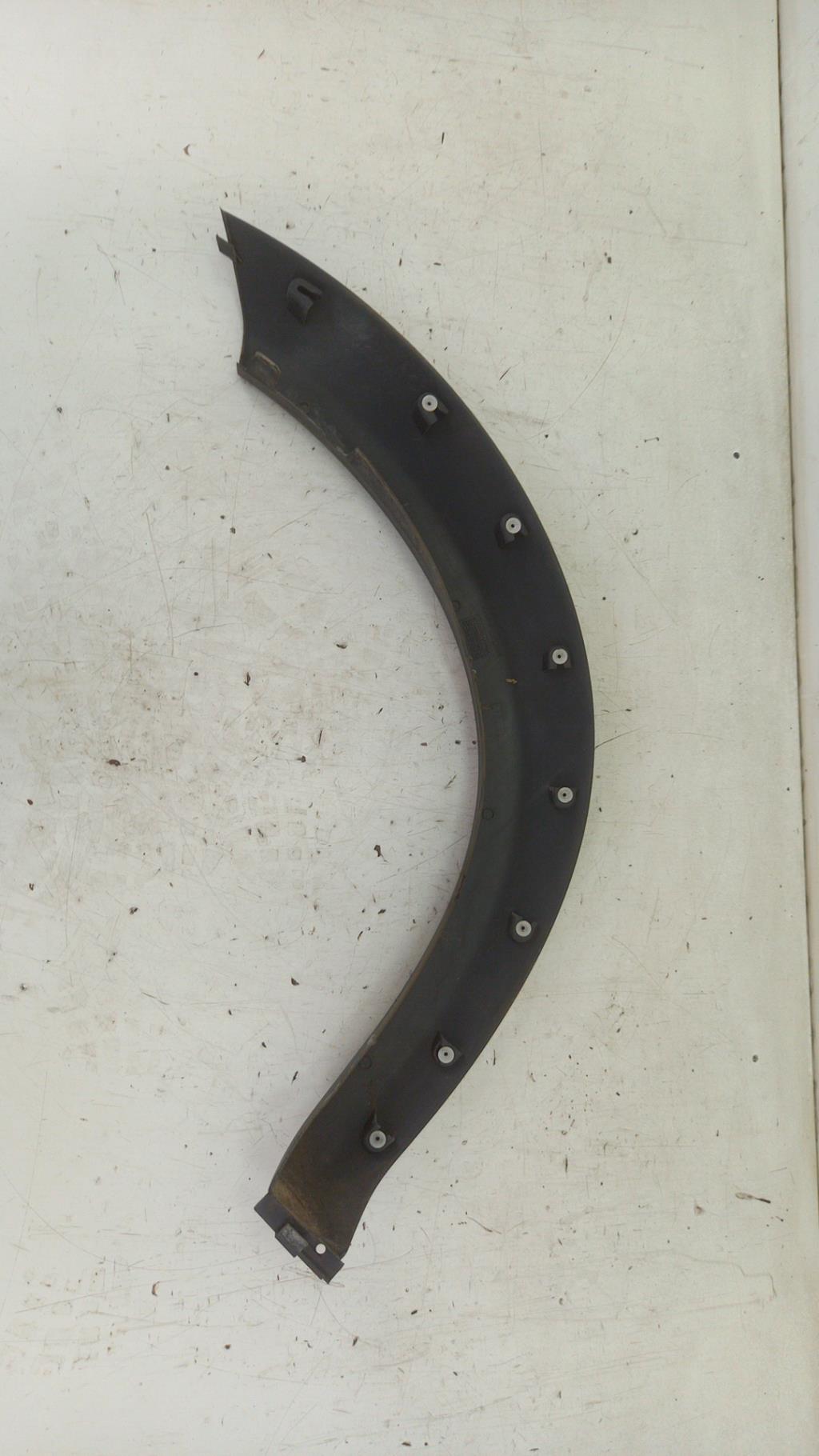 Modanatura parafango posteriore sinistro LAND ROVER FREELANDER 1 PHASE 2 Gasolina - 1