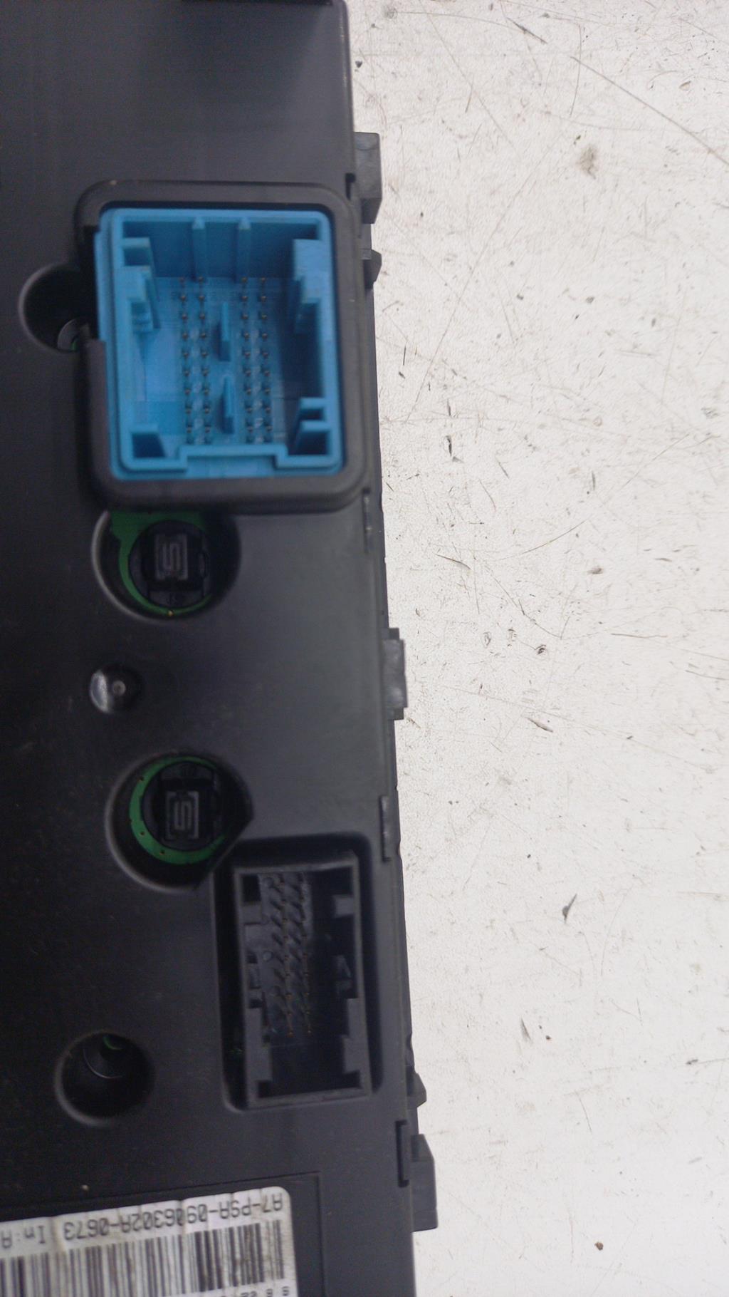 Commande chauffage PEUGEOT 207 PHASE 1 Diesel - 1