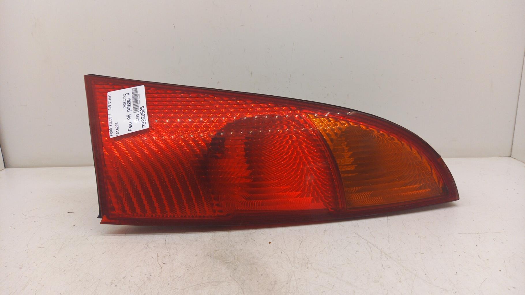 Fanale posteriore principale destro (luci) FORD FOCUS 1 Diésel - 1