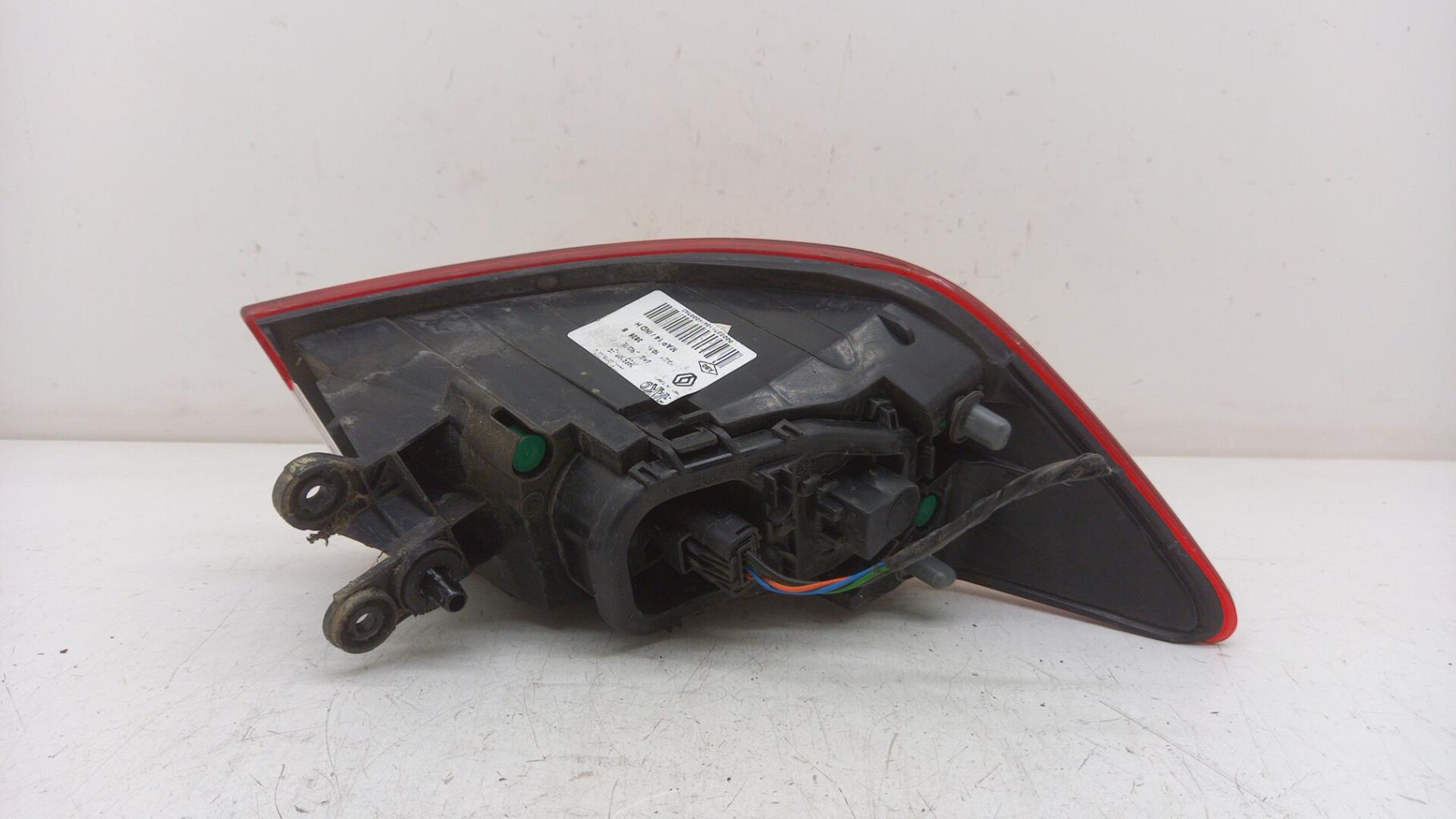 Fanale posteriore principale destro (luci) RENAULT CLIO 4 PHASE 1 Diésel - 1