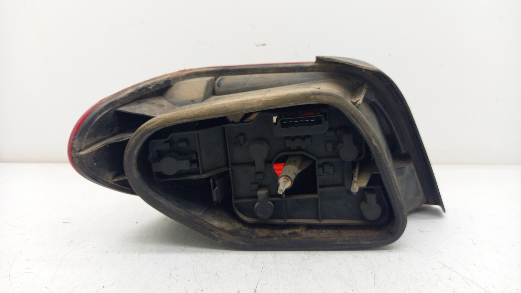Fanale posteriore principale destro (luci) CITROEN XSARA PHASE 1 Diésel - 1