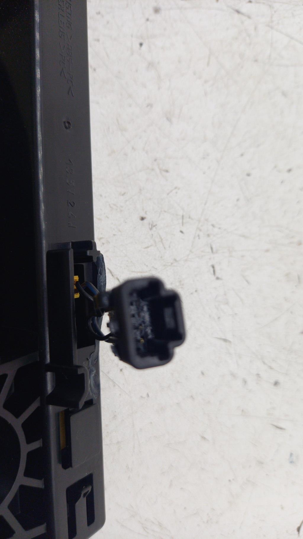 Feu arriere stop central RENAULT TWINGO 3 PHASE 1 Essence - 1