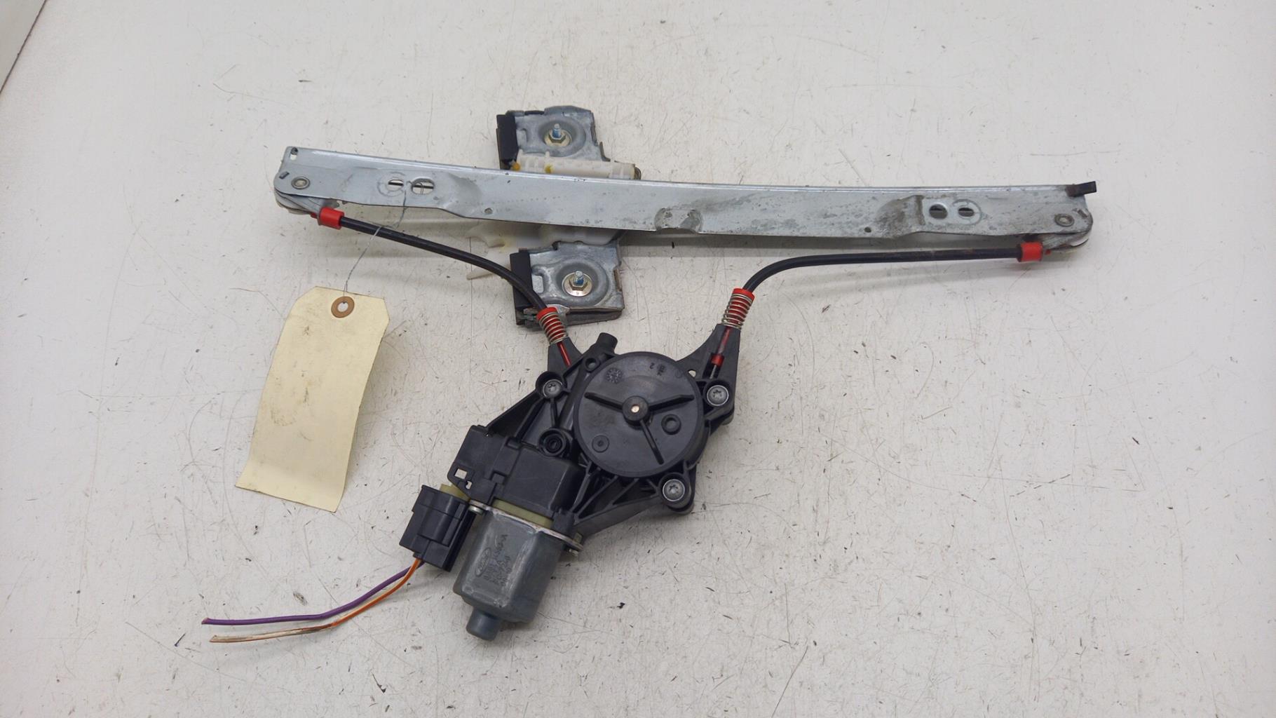 Alzacristalli elettrico anteriore destro FORD FIESTA 6 PHASE 1 Diésel - 1
