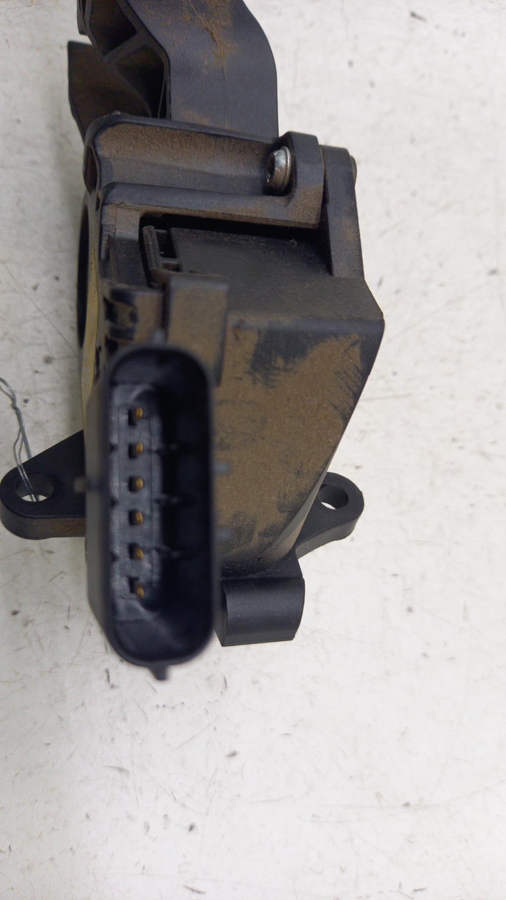 Pedale acceleratore VOLKSWAGEN POLO 5 PHASE 2 Diésel - 1