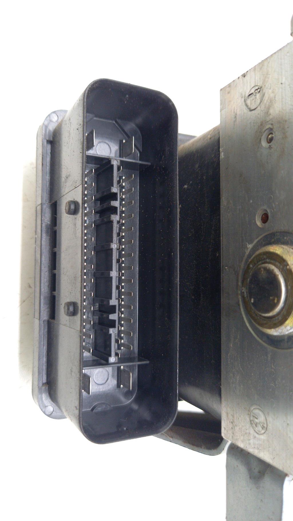 Blocco ABS (antibloccaggio freni) BMW SERIE 1 E87 PHASE 1 Diésel - 1