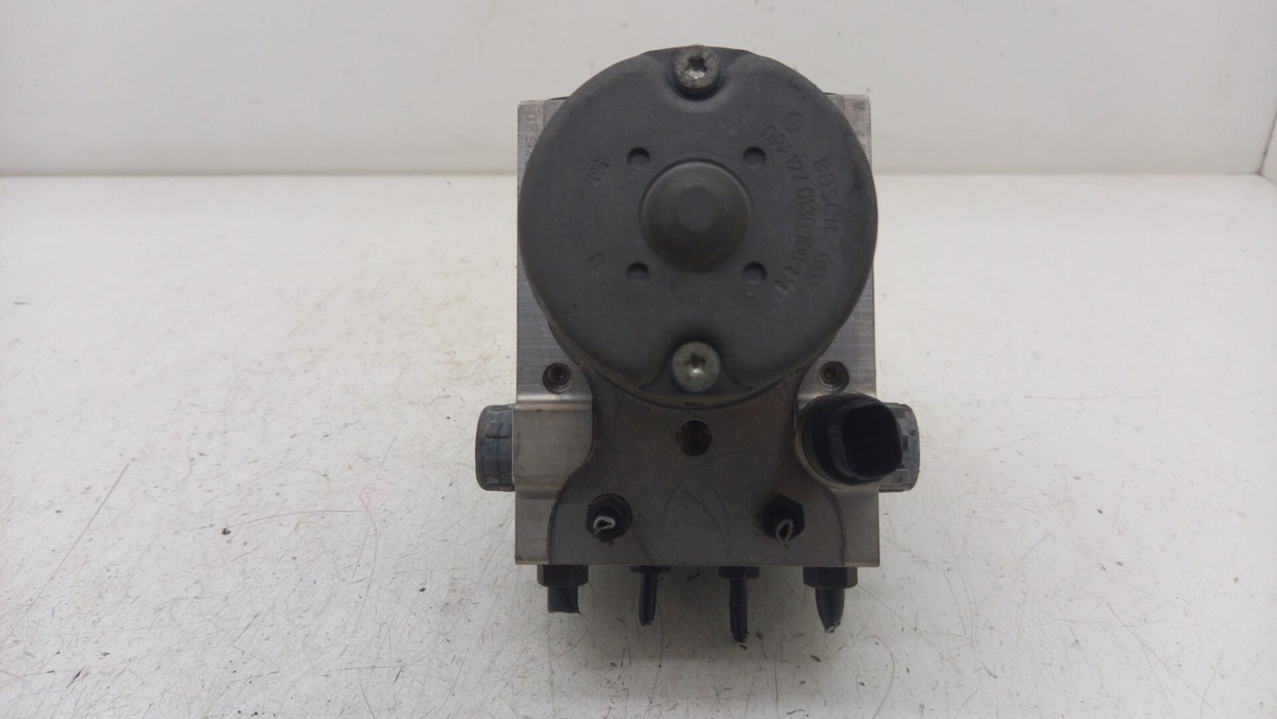 Blocco ABS (antibloccaggio freni) VOLKSWAGEN PASSAT 4 PHASE 2 Diésel - 1