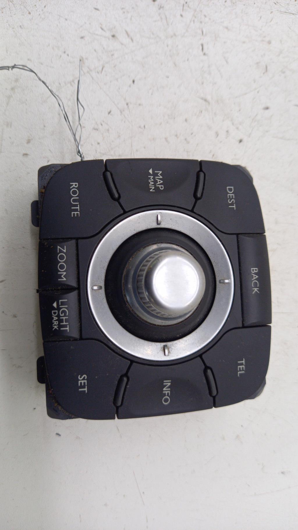 Commande GPS RENAULT LAGUNA 3 PHASE 1 Diesel - 1