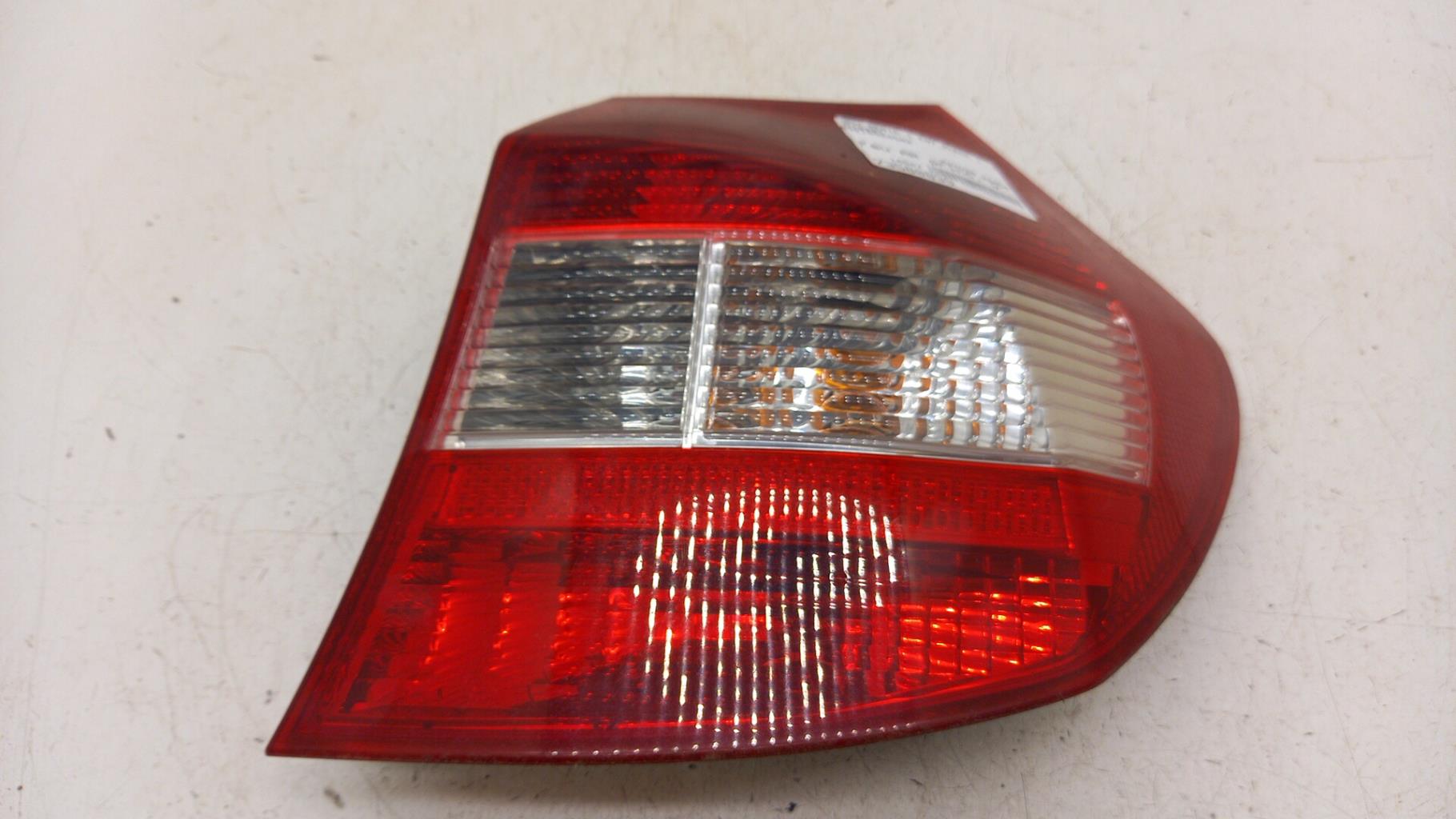 Fanale posteriore principale destro (luci) BMW SERIE 1 E87 PHASE 1 Diésel - 1