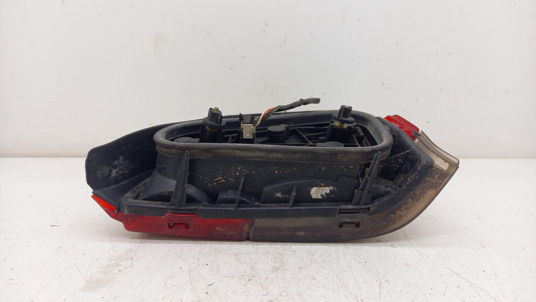 Fanale posteriore principale sinistro (luci) PEUGEOT 106 PHASE 1 Diésel - 1