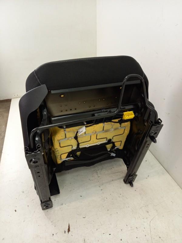 Siege avant droit RENAULT CLIO 4 PHASE 1 Diesel - 1
