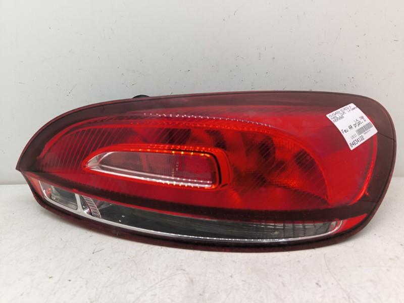 Fanale posteriore principale destro (luci) VOLKSWAGEN SCIROCCO 3 PHASE 1 COUPE Gasolina - 1