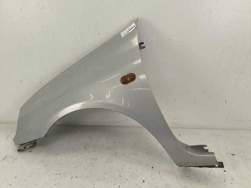 Parafango anteriore sinistro RENAULT CLIO 2 PHASE 1 Gasolina - 1