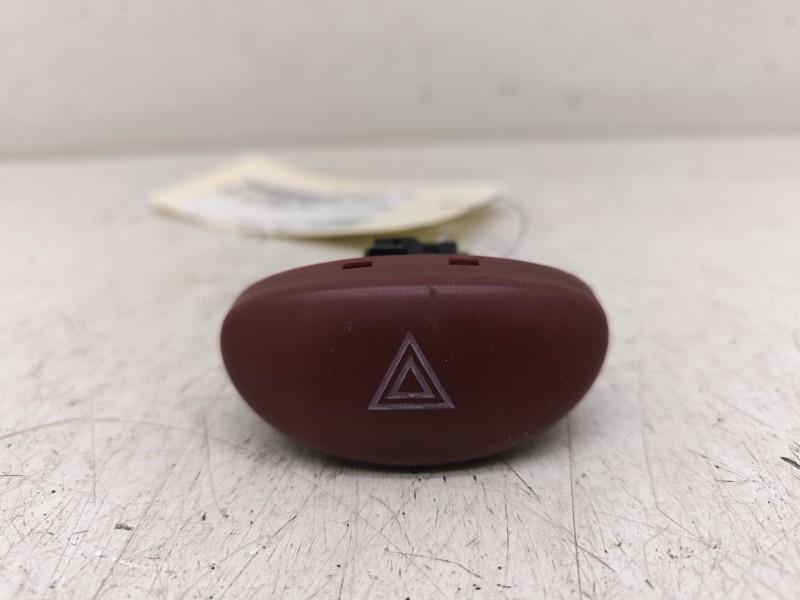 Bouton de warning PEUGEOT 206 PHASE 1 Essence - 1