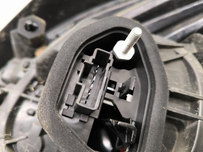 Fanale posteriore principale sinistro (luci) PEUGEOT 208 1 PHASE 2 Gasolina - 1
