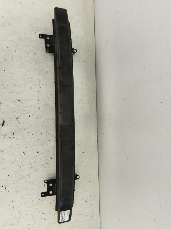Traversa rinforzo paraurti anteriore VOLKSWAGEN POLO 4 PHASE 2 Gasolina - 1