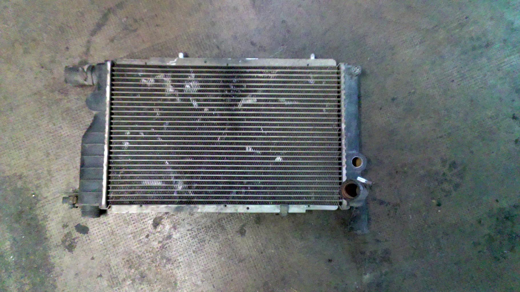 Radiateur eau PEUGEOT 205  - 1