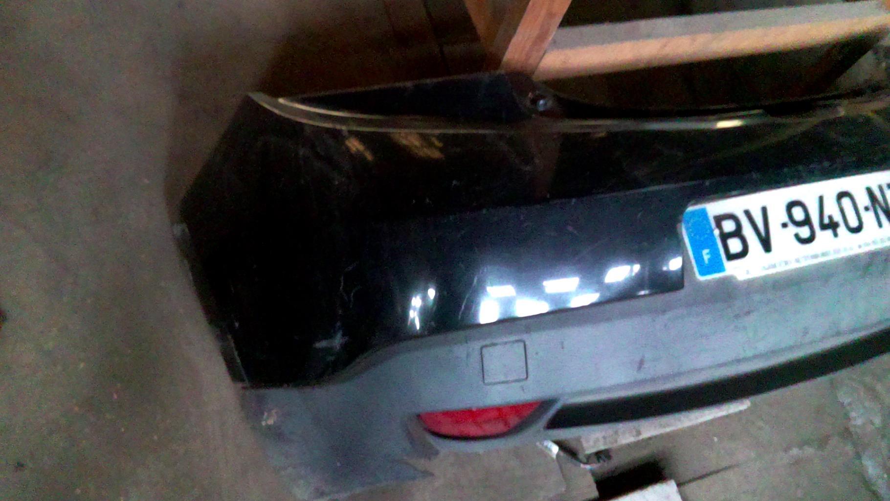 Pare choc arriere RENAULT MEGANE 3  - 1