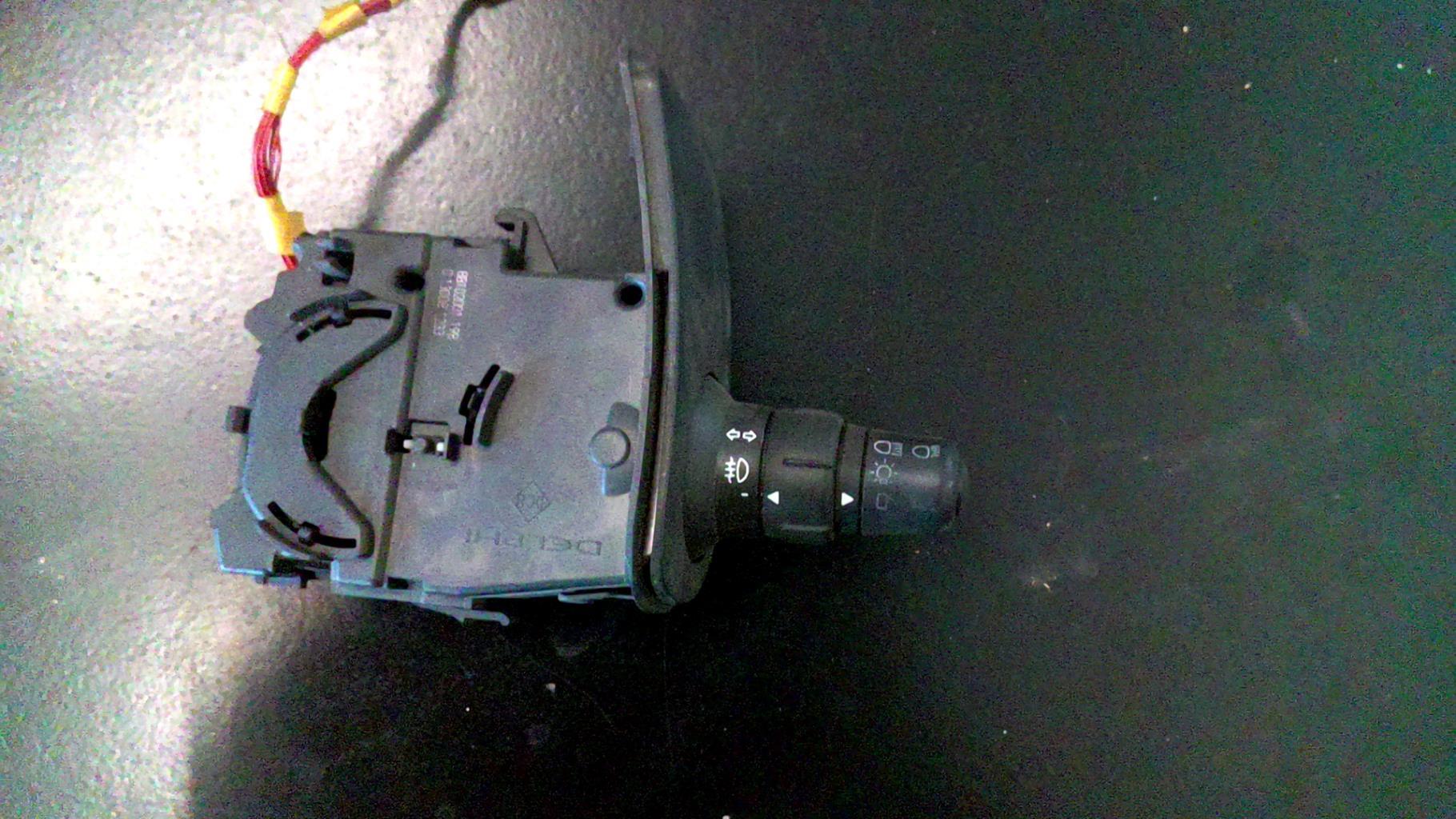 Commodo phare RENAULT clio 3  - 1