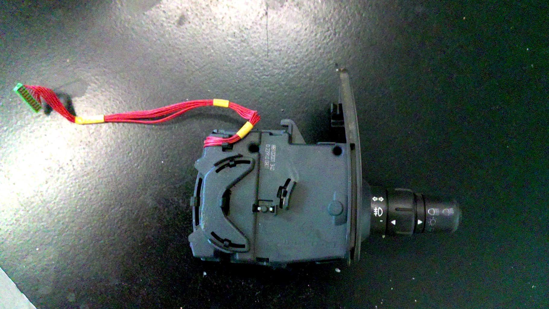 Commodo phare RENAULT CLIO 3  - 1