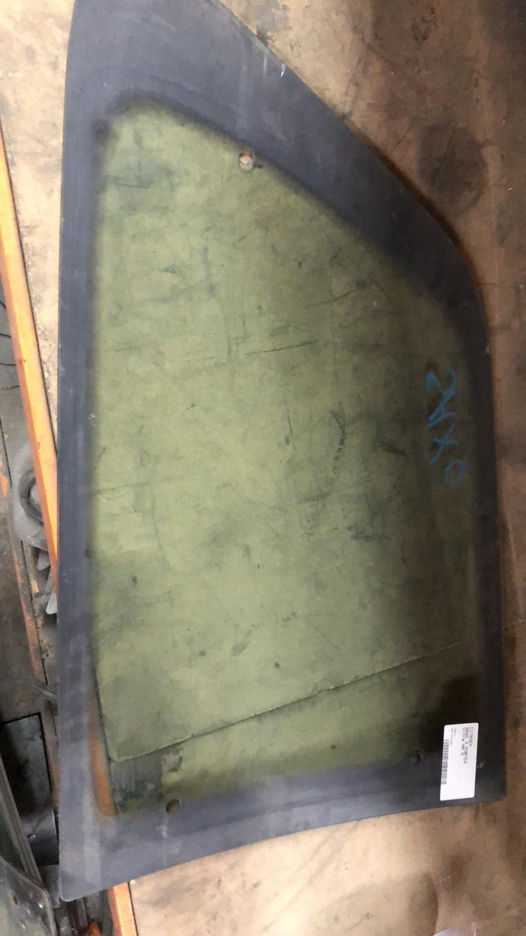 Vitre arriere gauche CITROEN 3 PORTES  - 1