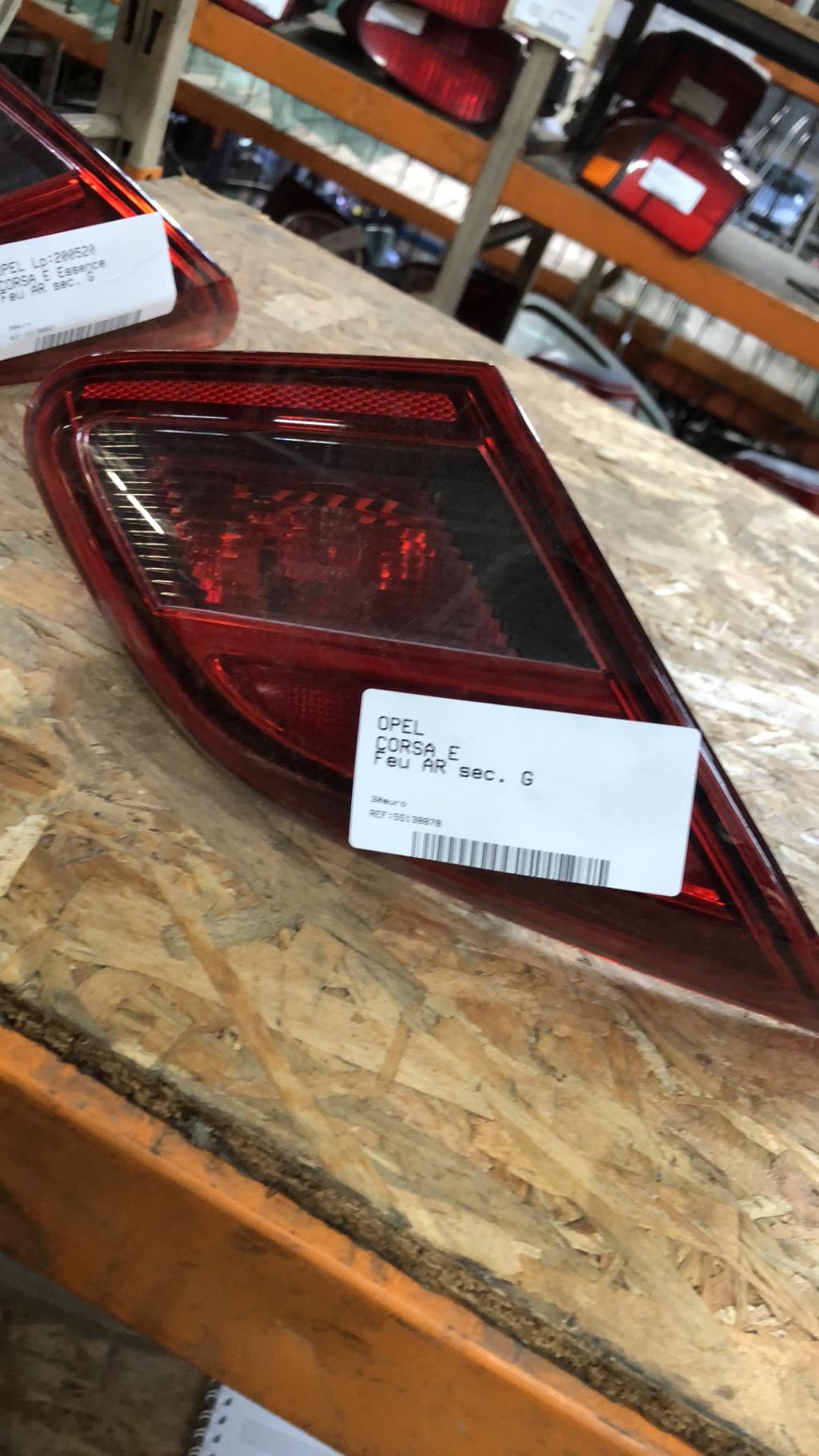 Feu arriere secondaire gauche (feux) OPEL CORSA E  - 1