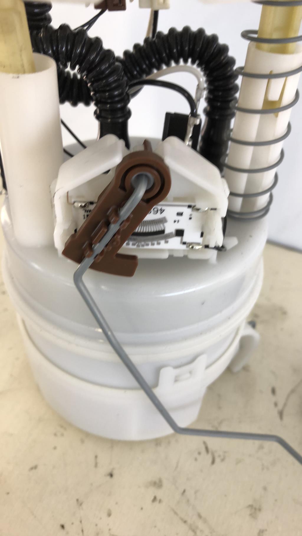 Pompe à carburant RENAULT CLIO 4  - 1