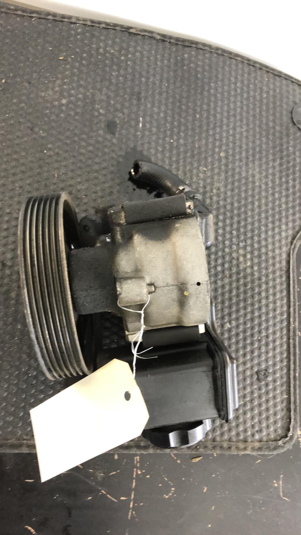 Pompe de direction PEUGEOT 206 PHASE 1 BREAK Diesel - 1