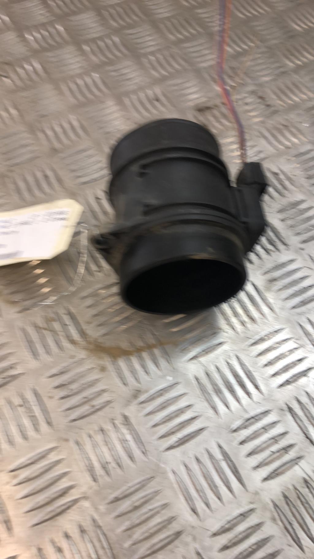 Debitmetre RENAULT MEGANE 3 PHASE 1 Diesel - 1