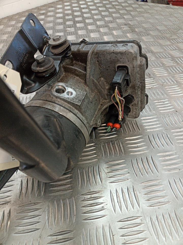 Pompe de direction PEUGEOT 308 1 PHASE 1 Diesel - 1