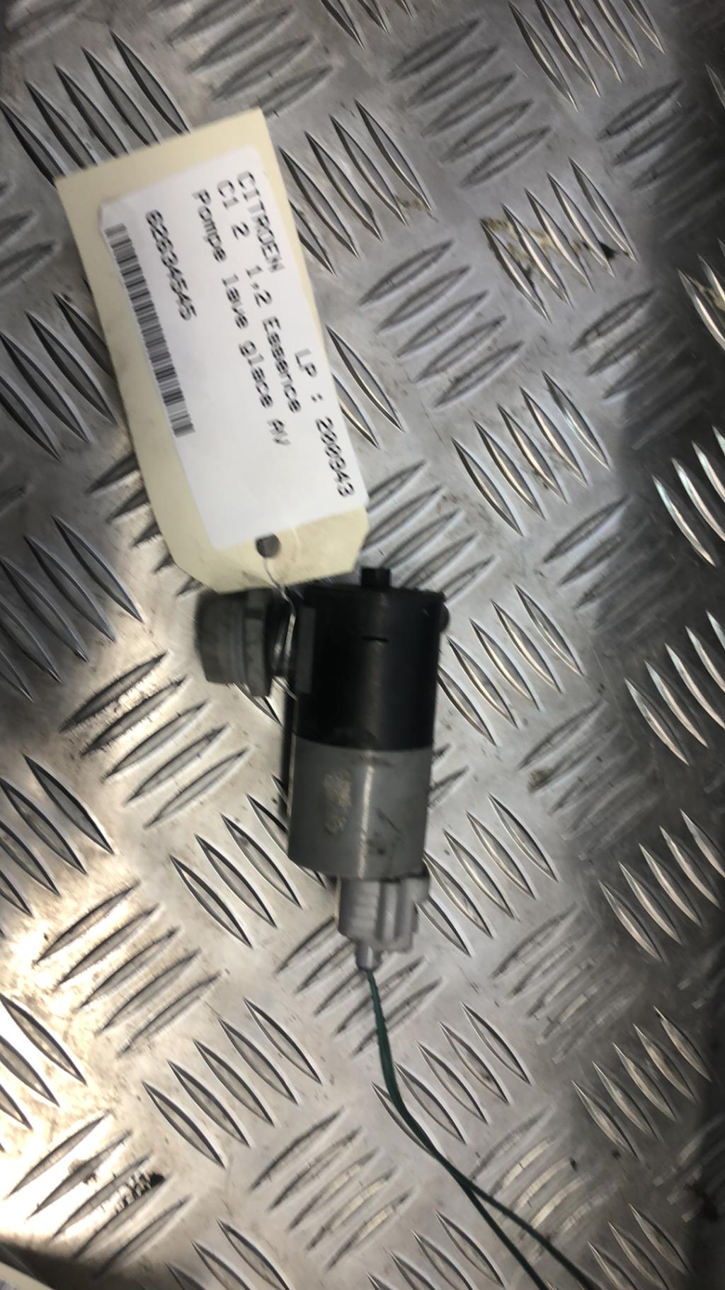 Pompe lave glace avant CITROEN C1 2 Essence - 1