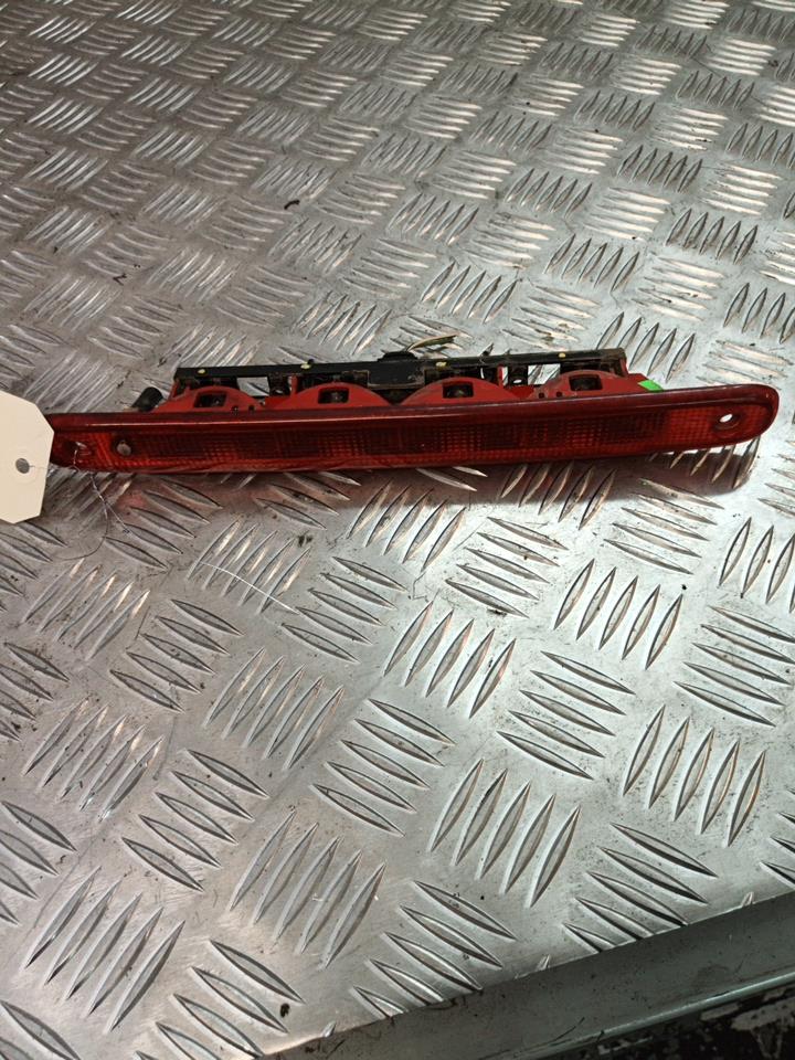 Feu arriere stop central TOYOTA AYGO 1 PHASE 2  - 1